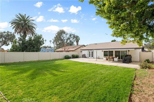 $5,000 | 914 Kirkwood Avenue, Pasadena, CA 91103