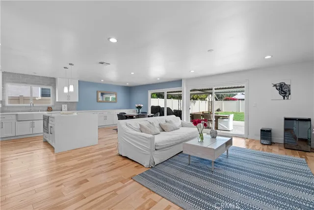 $5,000 | 914 Kirkwood Avenue, Pasadena, CA 91103