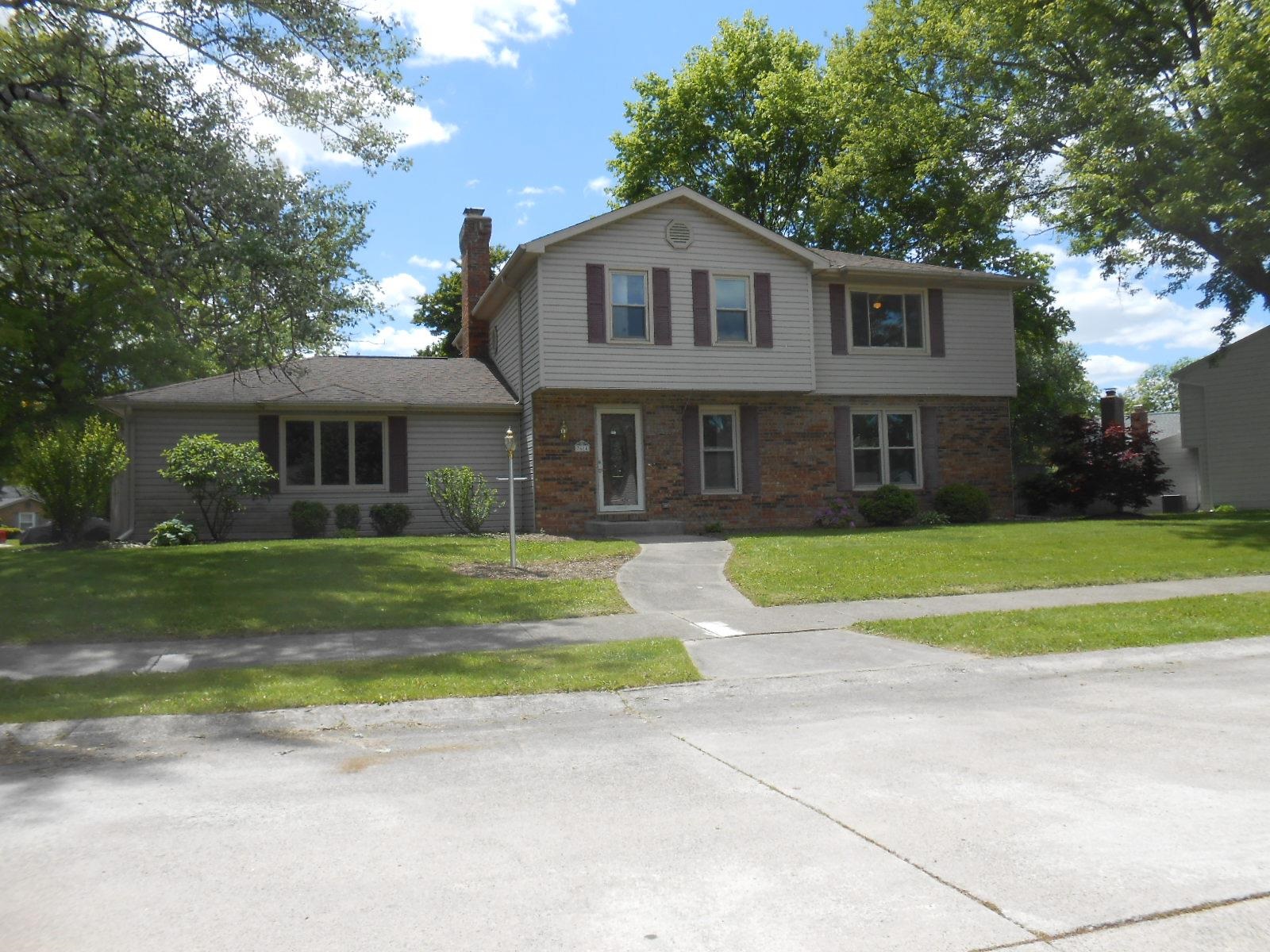 7614 Hope Farm Road Fort Wayne, IN 46815 - Photo 2 of 33 Gallery Image 2