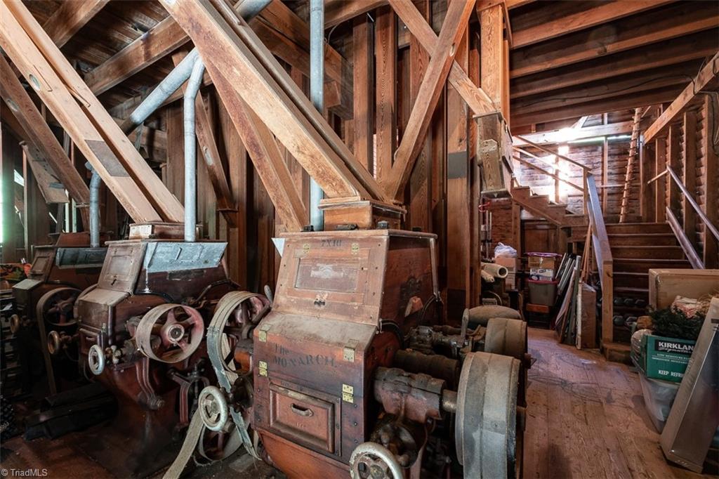 318 A Elkin Creek Mill Road Elkin, NC 28621 - Photo 5 of 14