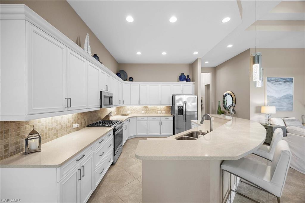 6550 Roma Way Naples, FL 34113 - Photo 6 of 47