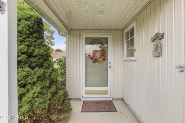 $459,000 | 90 Skyline Drive, Lakewood, NJ 08701