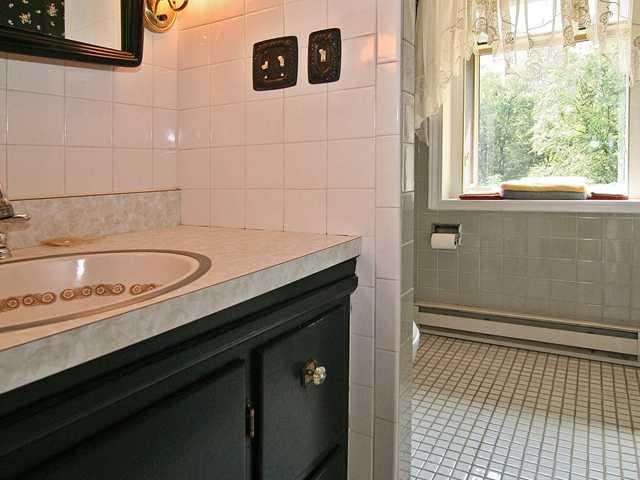7913 Hawthorne Road Indianapolis, IN 46256 - Photo 8 of 15 Gallery Image 8