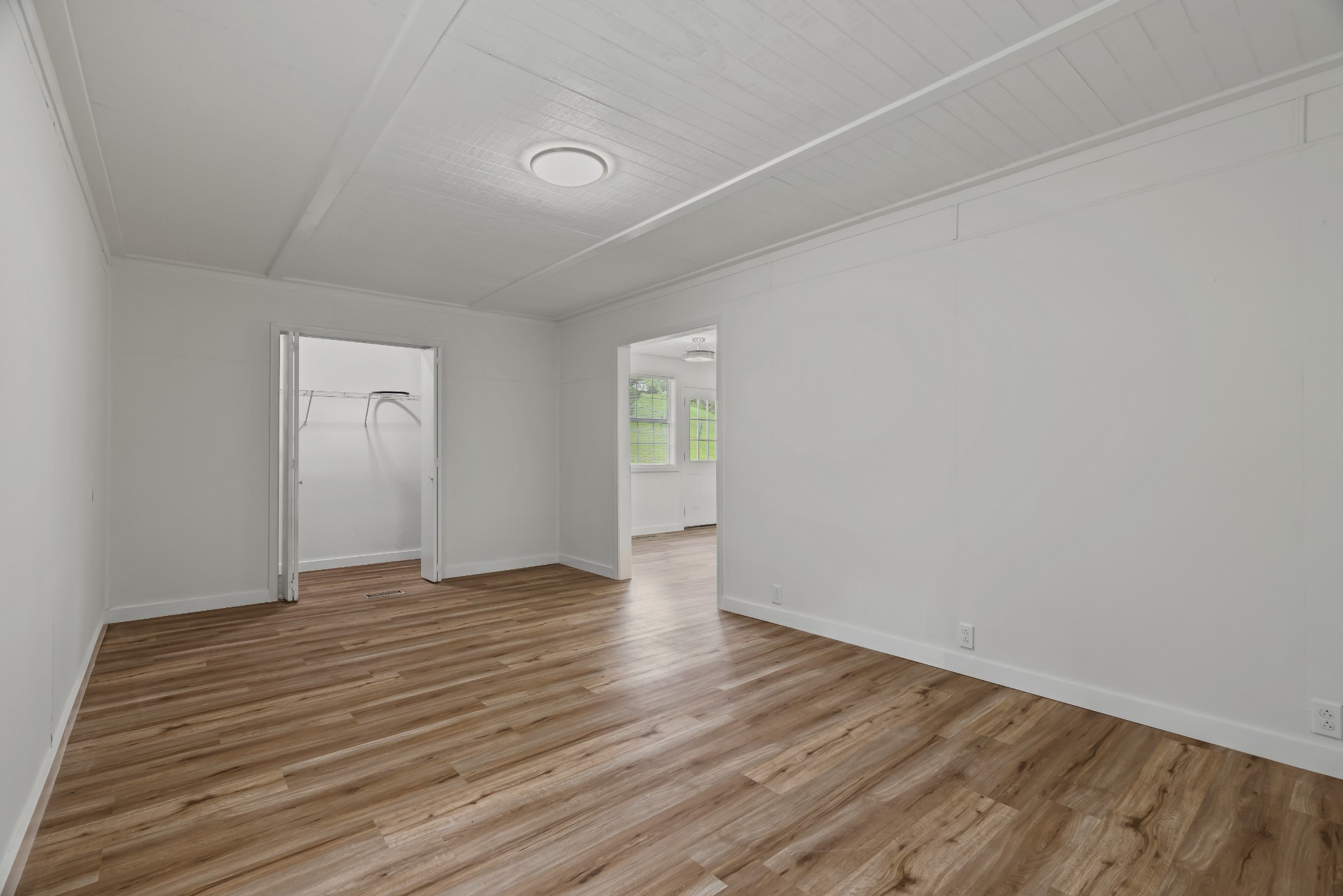 183 Cedar Street Carthage, TN 37030 - Photo 11 of 18 a view of an empty room and window