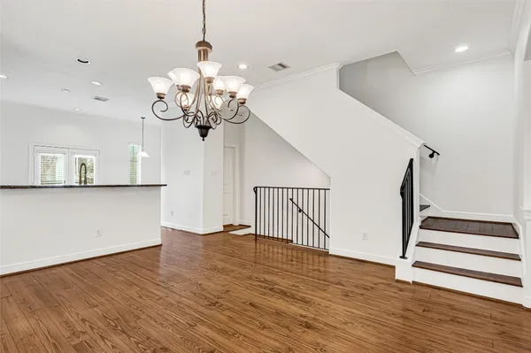 $3,300 | 5509 Darling Street, Houston, TX 77007