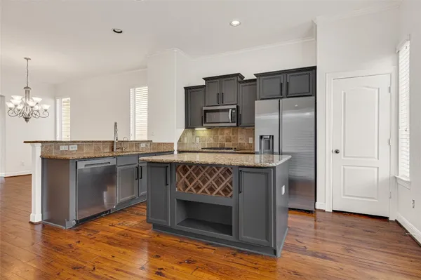 $3,300 | 5509 Darling Street, Houston, TX 77007