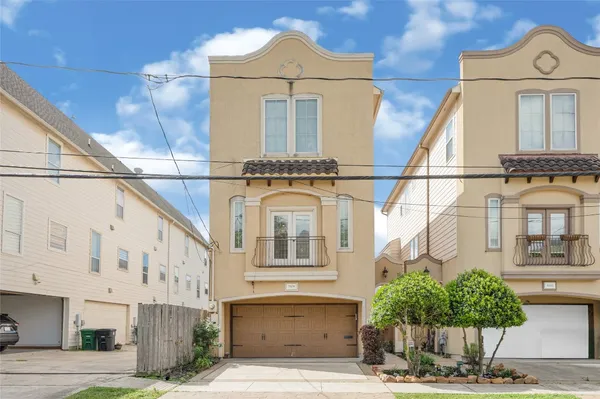 $3,300 | 5509 Darling Street, Houston, TX 77007