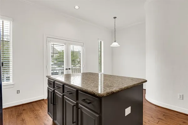 $3,300 | 5509 Darling Street, Houston, TX 77007