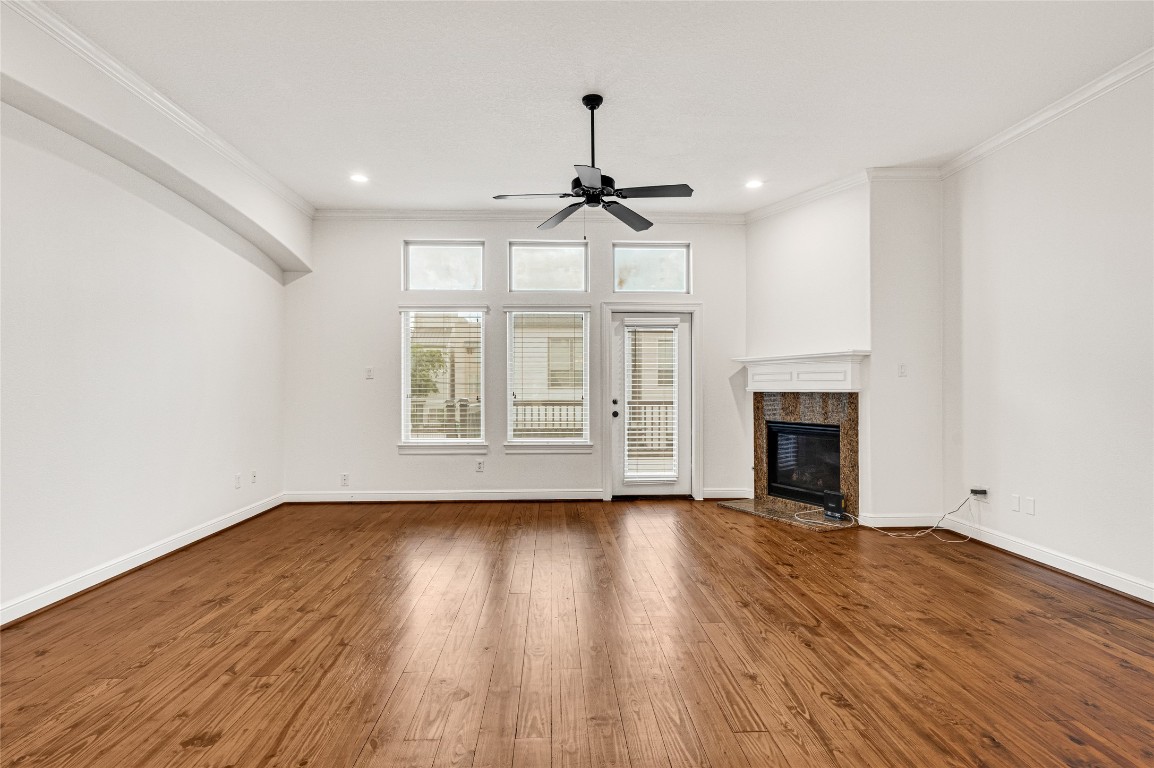 5509 Darling Street Houston, TX 77007 - Photo 24 of 36 living room view from the kitchen.