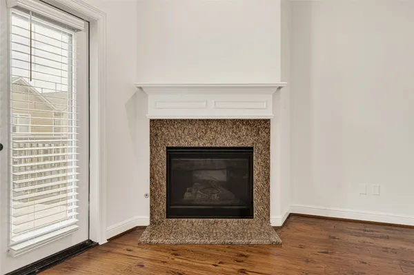 $3,300 | 5509 Darling Street, Houston, TX 77007