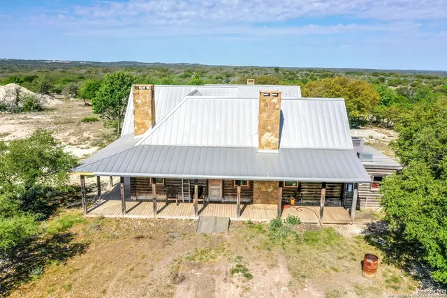$1,345,000 | 514 Centerfork Road, Doss, TX 78618