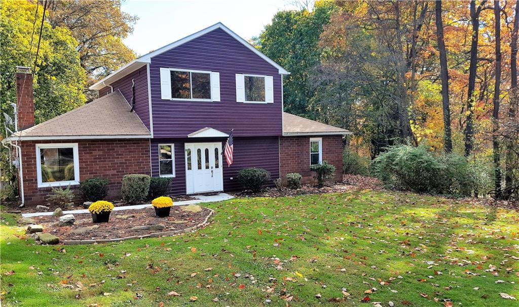 5320 Richland Road Gibsonia, PA 15044 - Photo 3 of 21 Gallery Image 3
