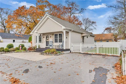 $465,000 | 71 Northup Street, Warwick, RI 02889