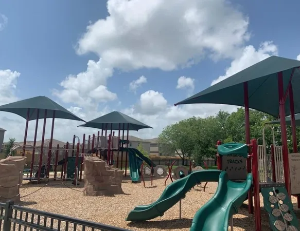 $1,800 | 3939 Trail De Paris New Braunfels Tx 78132, New Braunfels, TX 78132