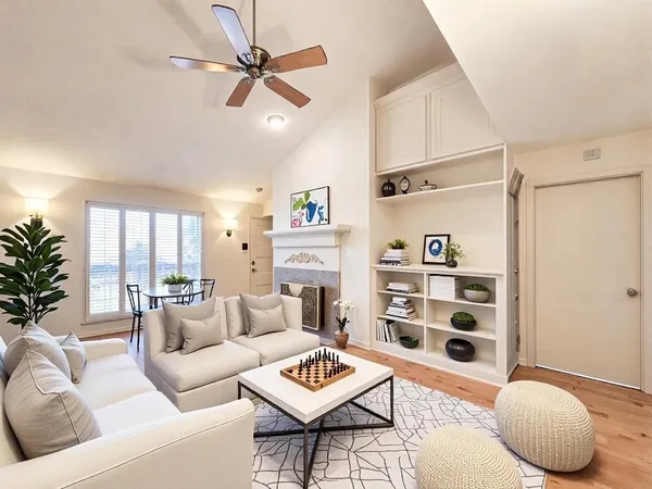 $1,500 | 1860 White Oak Drive, Unit 236, Houston, TX 77009