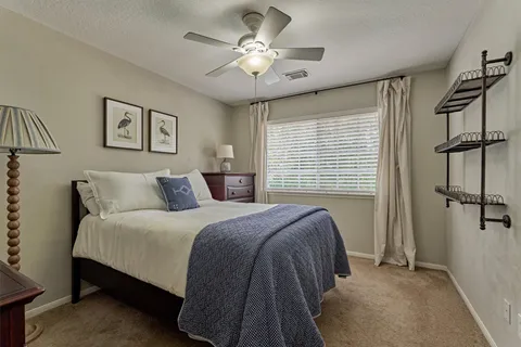 $689,000 | 11 Wisteria Walk Circle, The Woodlands, TX 77381