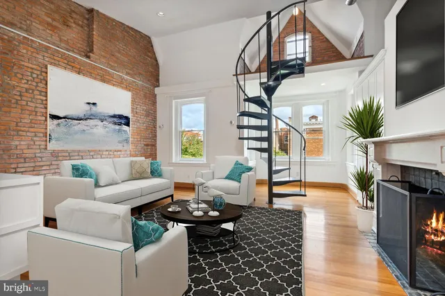 $4,650 | 1704 19th Street Northwest, Unit 10, Washington, DC 20009