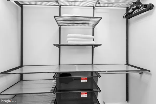 $3,800 | 4600 Duke Street, Unit 1415, Alexandria, VA 22304