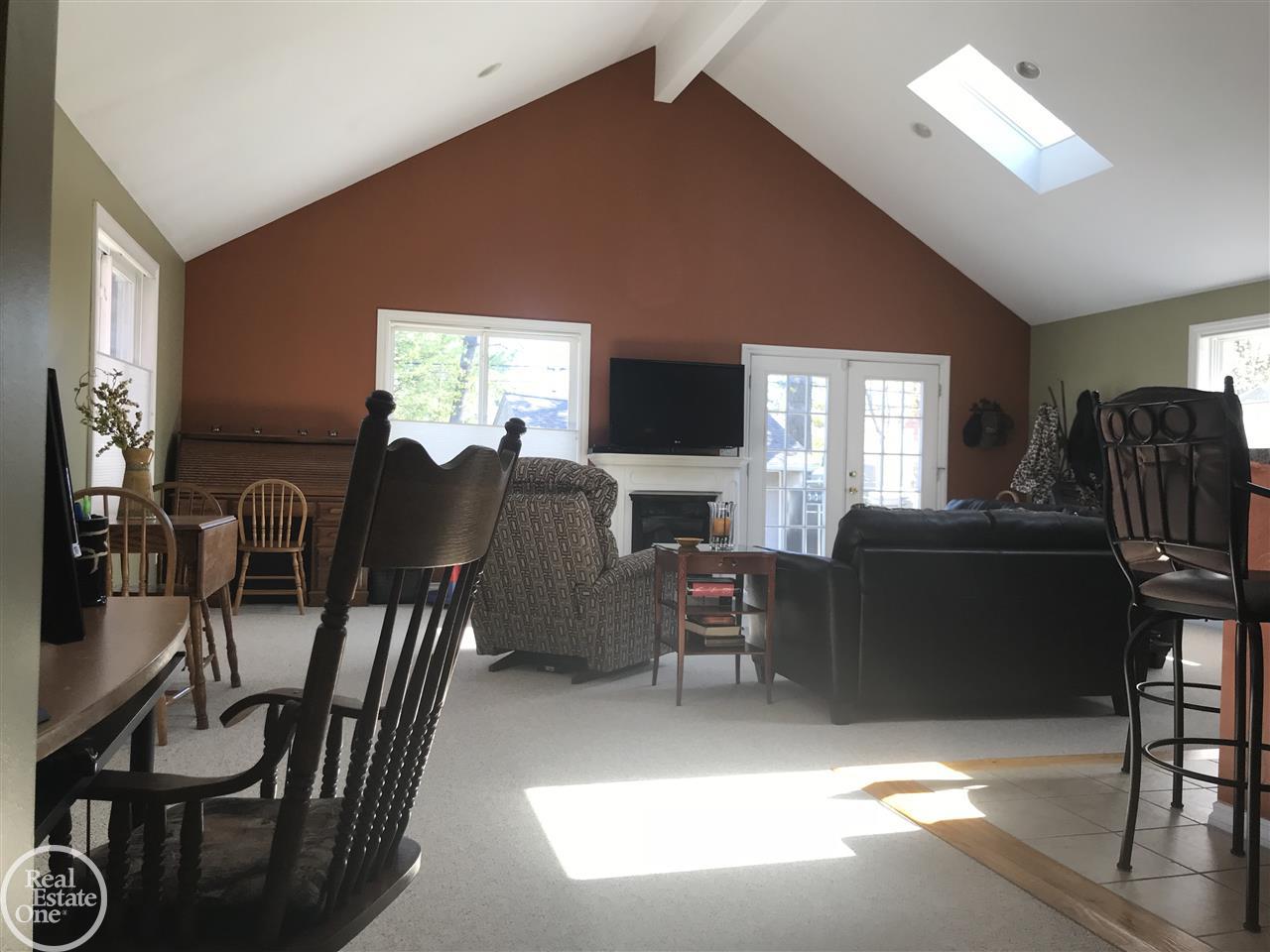 1962 Littlestone Road Grosse Pointe Woods, MI 48236 - Photo 6 of 25