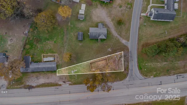 a view of outdoor space