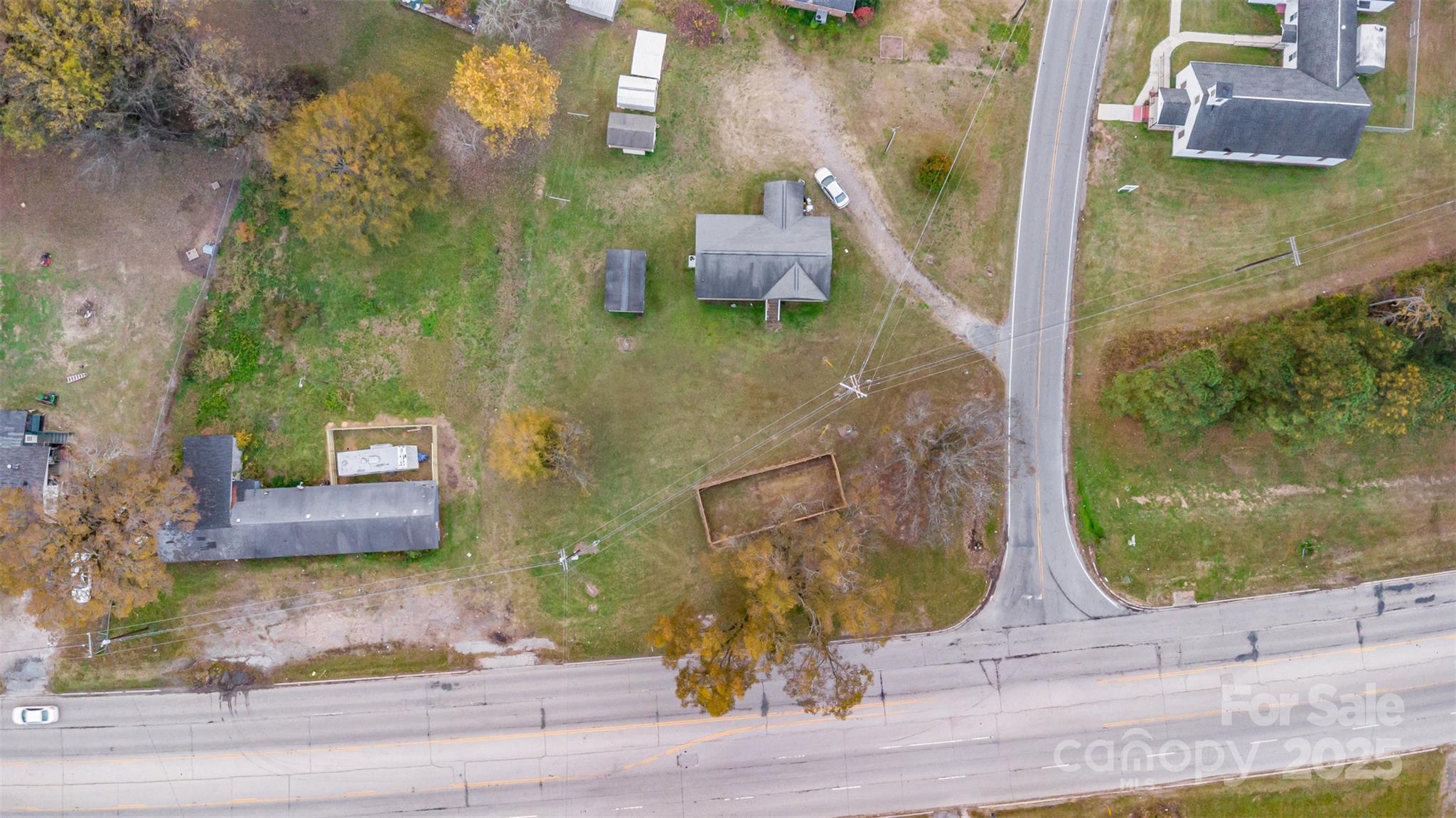 767 Pinckney Road Chester, SC 29706 - Photo 7 of 9 front view of a house with a yard