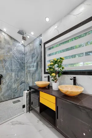 $3,700,000 | 941 Northeast 119th Street, Biscayne Park, FL 33161