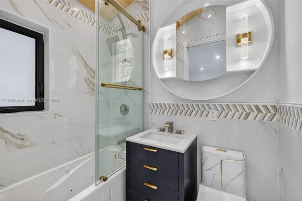 $3,700,000 | 941 Northeast 119th Street, Biscayne Park, FL 33161