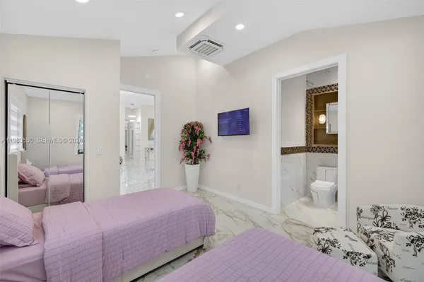 $3,700,000 | 941 Northeast 119th Street, Biscayne Park, FL 33161