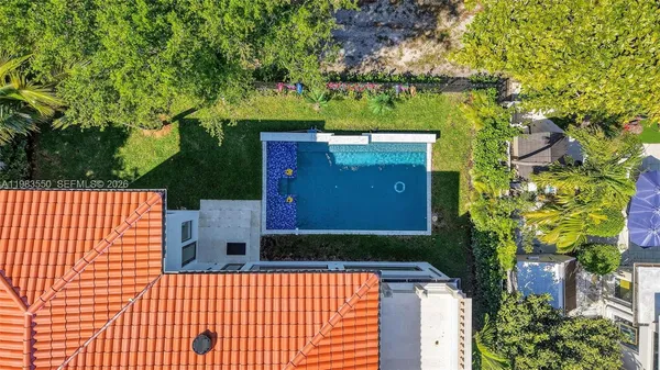 $3,700,000 | 941 Northeast 119th Street, Biscayne Park, FL 33161