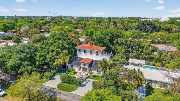 $3,700,000 | 941 Northeast 119th Street, Biscayne Park, FL 33161