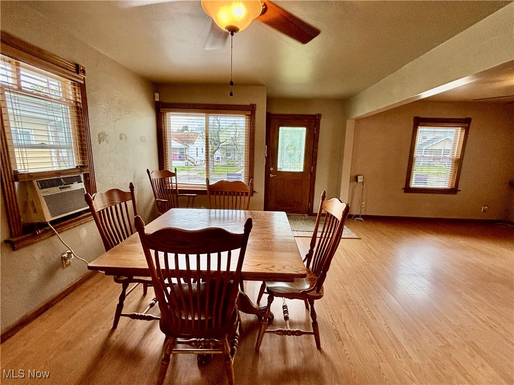 521 6th Street Struthers, OH 44471 - Photo 9 of 27 Dining Room
