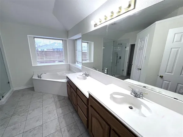 $2,350 | 1530 Summerfield Drive, Allen, TX 75002