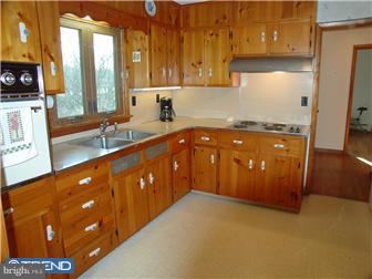 29 Dublin Road Pennington, NJ 08534 - Photo 4 of 12 Kitchen