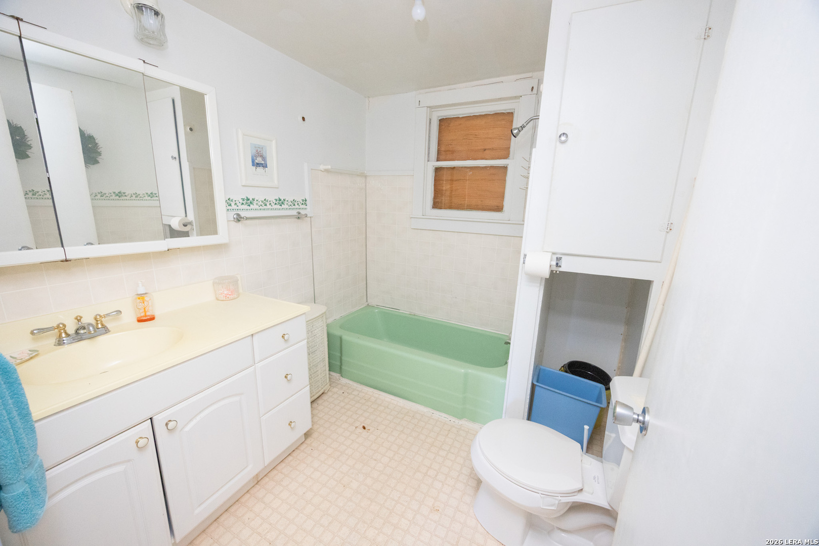 1902 17th Street Hondo, TX 78861 - Photo 5 of 21