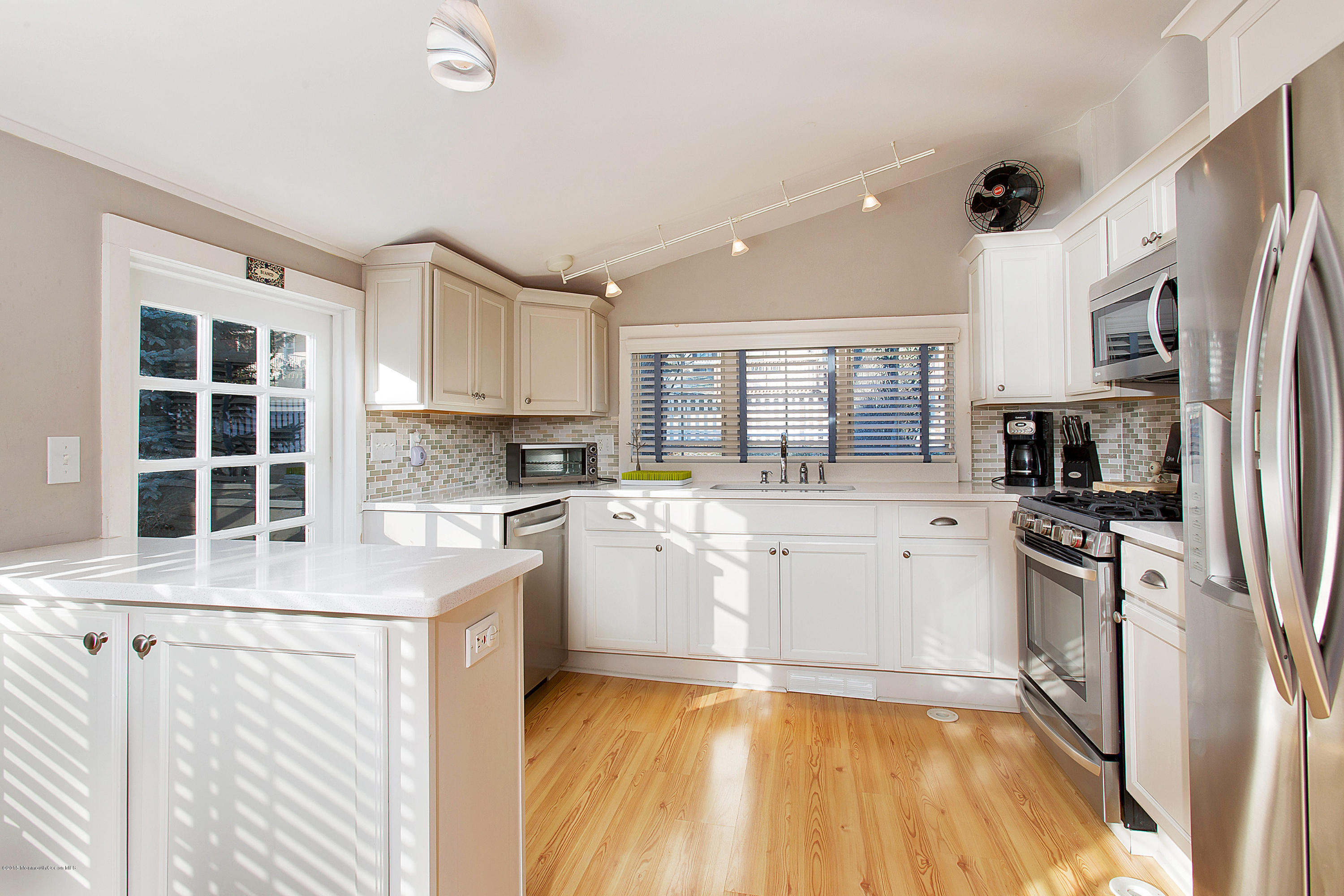 68 Portland Road Highlands, NJ 07732 - Photo 9 of 23 Additional Photo