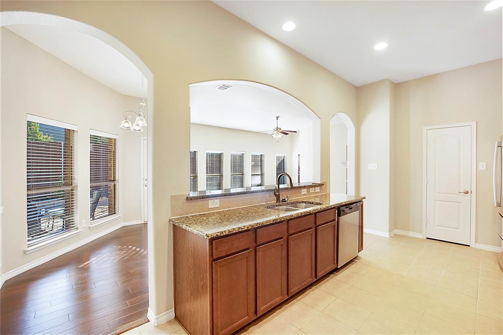 9886 Bell Rock Road Frisco, TX 75035 - Photo 11 of 31