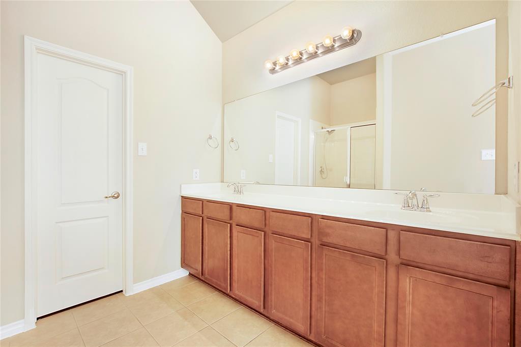 9886 Bell Rock Road Frisco, TX 75035 - Photo 17 of 31