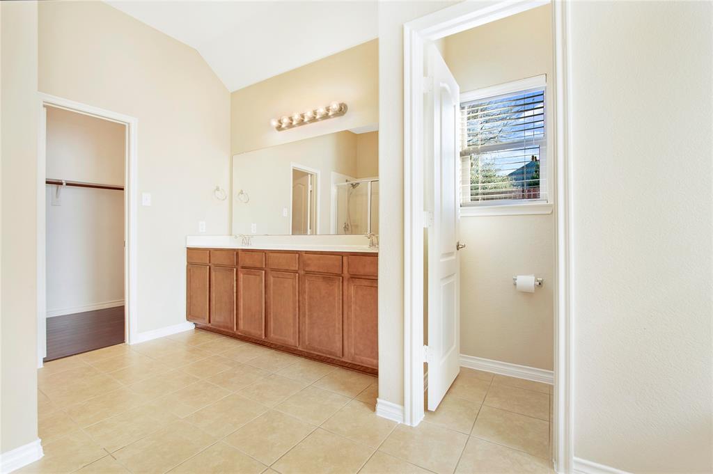 9886 Bell Rock Road Frisco, TX 75035 - Photo 18 of 31