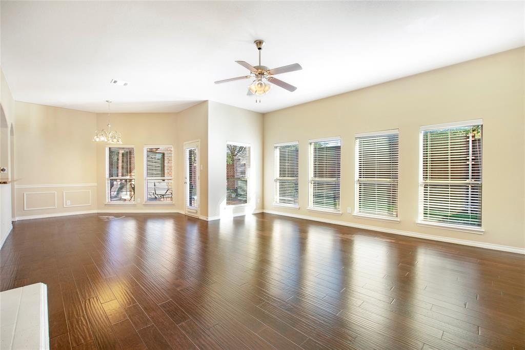 9886 Bell Rock Road Frisco, TX 75035 - Photo 7 of 31