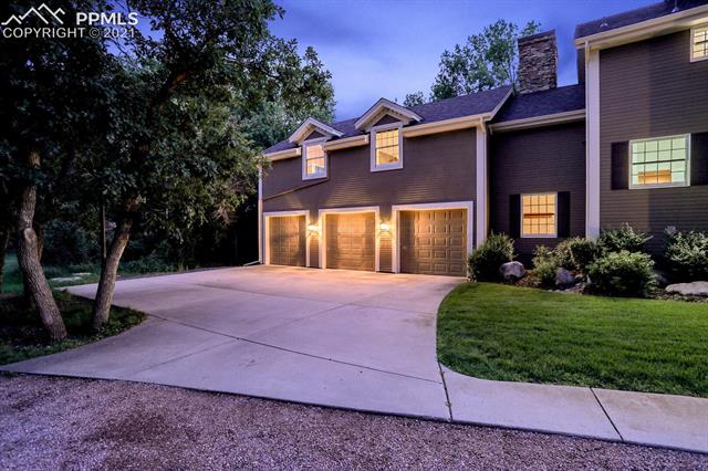 691 West Cheyenne Road Colorado Springs, CO 80906 - Photo 37 of 49