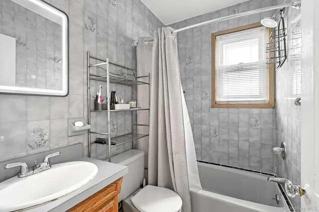 $979,000 | 17 Edward Street, West Harrison, NY 10604