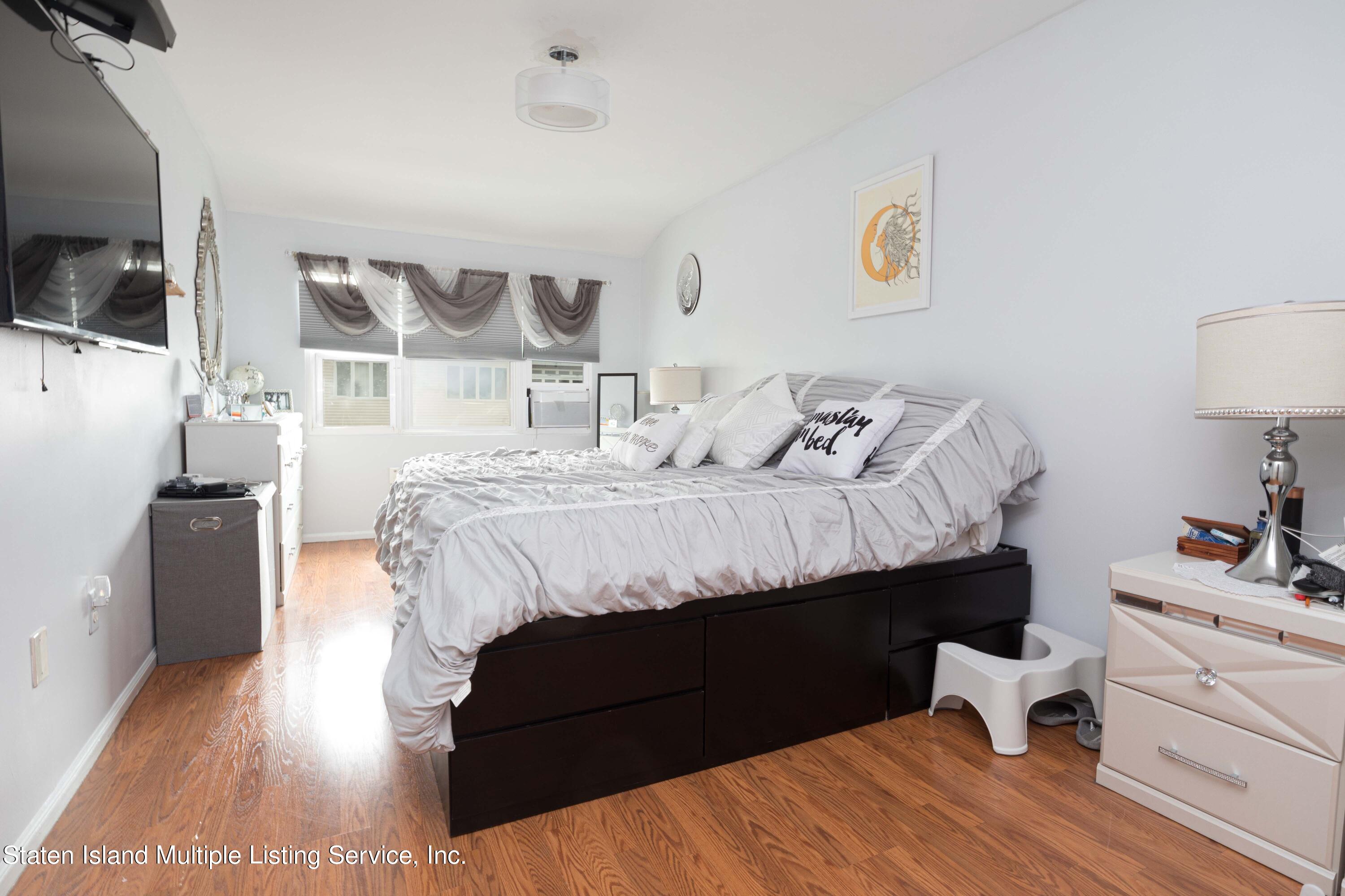 36 Challenger Drive Staten Island, NY 10312 - Photo 12 of 16 k