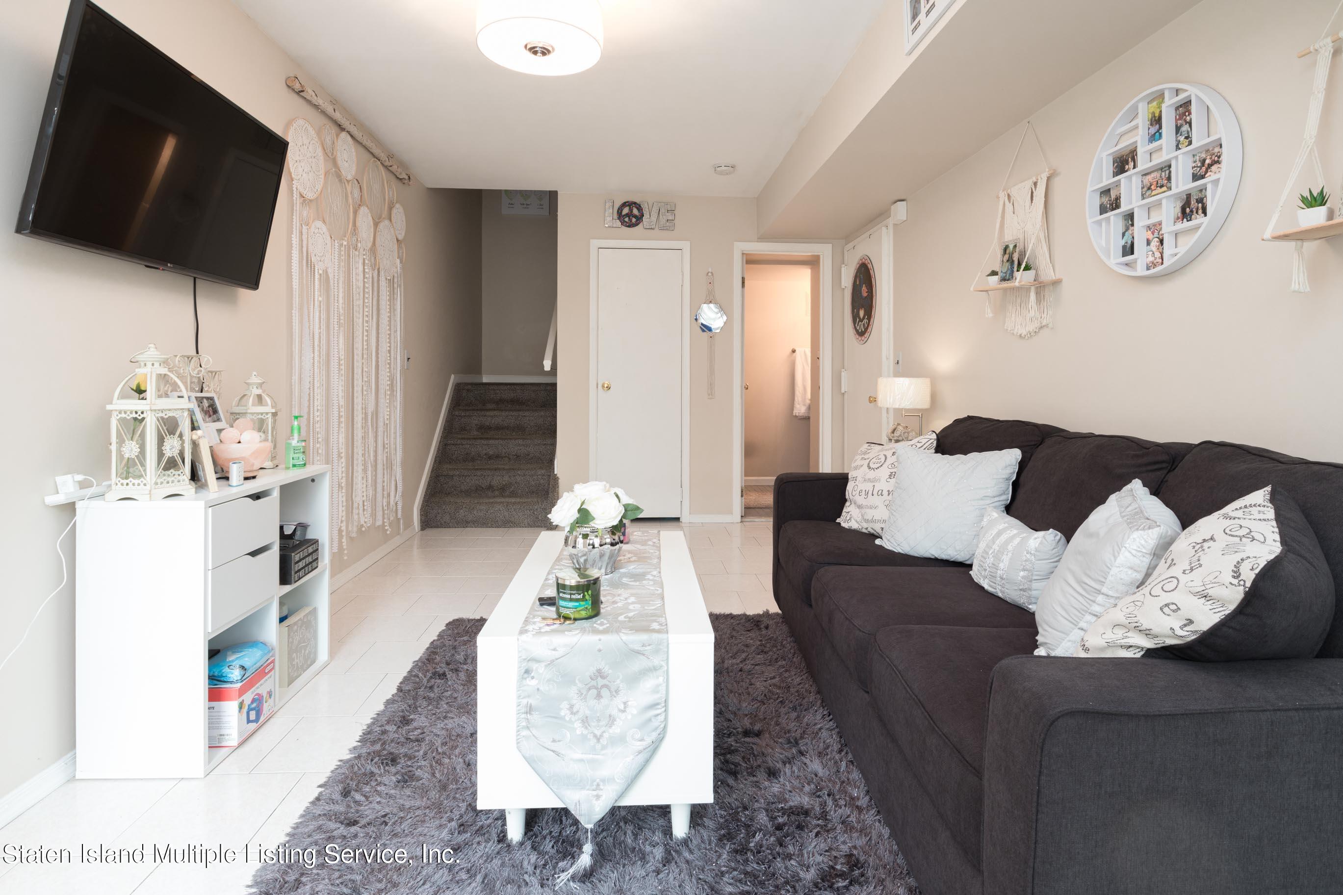 36 Challenger Drive Staten Island, NY 10312 - Photo 2 of 16 b