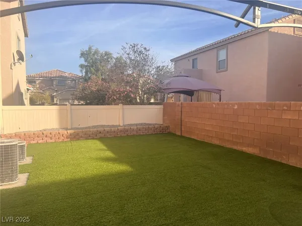 $2,345 | 1755 Little Crow Avenue, Las Vegas, NV 89123