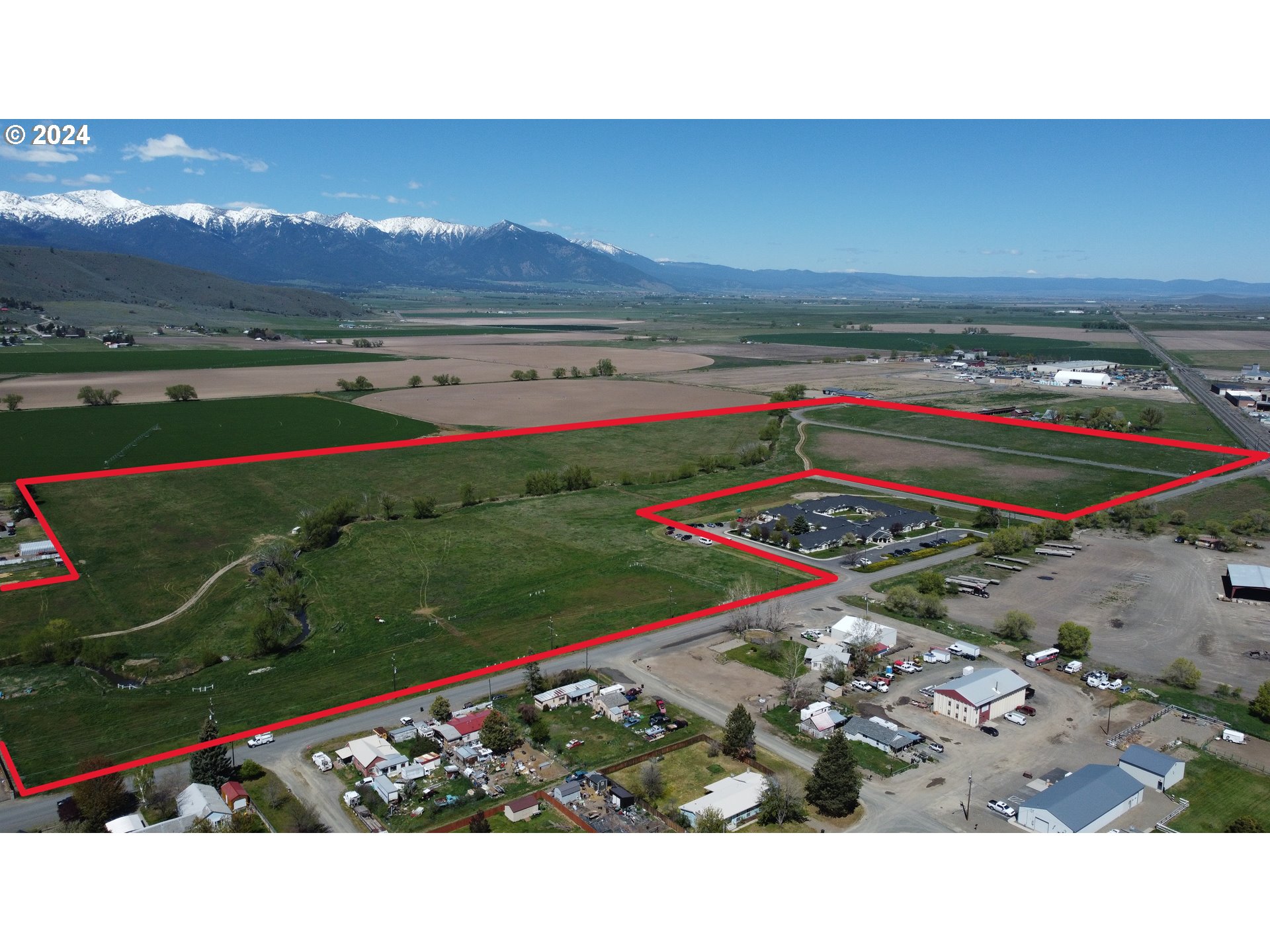 0 17th Street Baker City, OR 97814 - Photo 3 of 10 a view of an outdoor space with a lake view