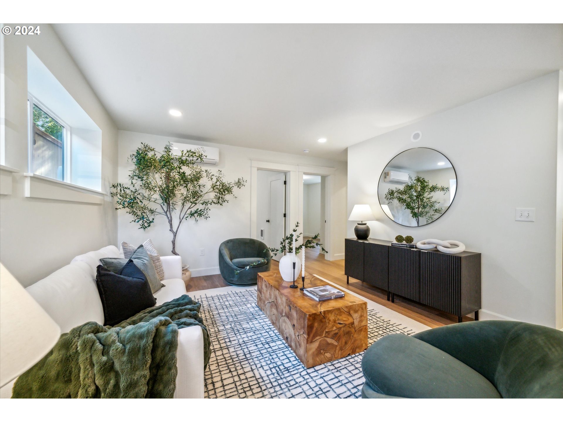 2458 Southeast Cora Street Portland, OR 97202 - Photo 18 of 27
