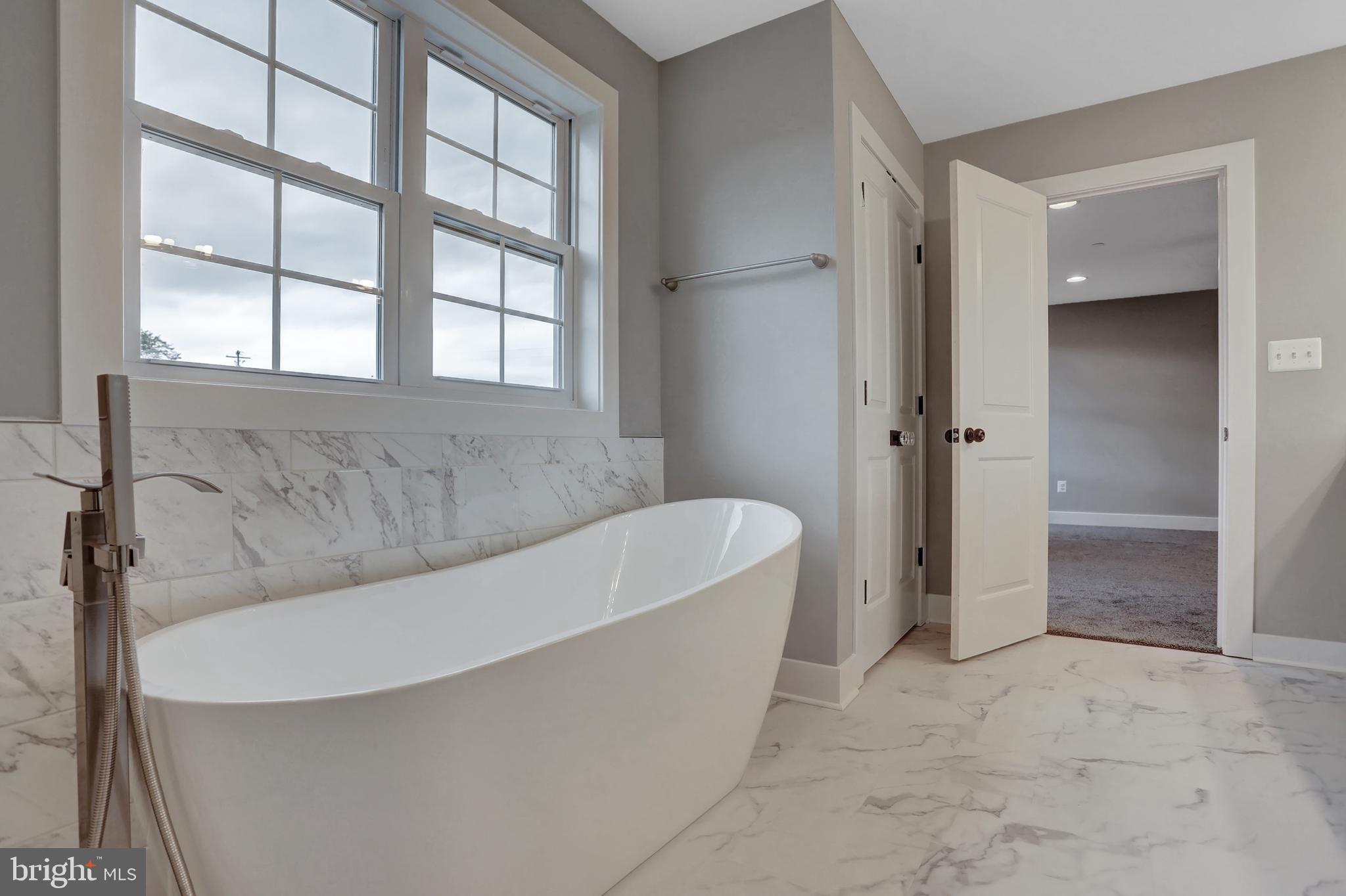 7319 Talbot Run Road Mount Airy, MD 21771 - Photo 35 of 54 Imagine relaxing in this luxurious tub!