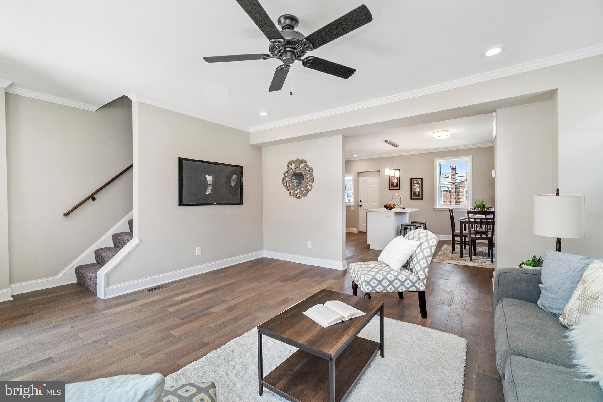 1616 Northwick Road Baltimore, MD 21218 - Photo 8 of 38 Living Room