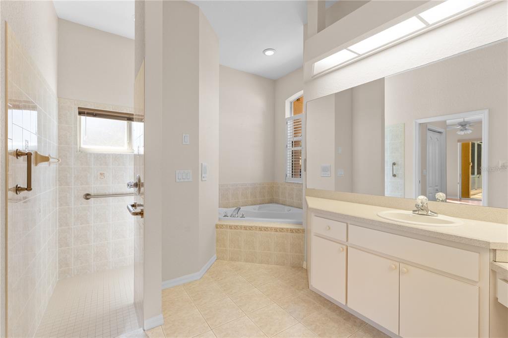 1238 Masada Lane Spring Hill, FL 34608 - Photo 33 of 72 Gallery Image 33