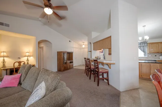 $390,000 | 14072 G Street, Kerman, CA 93630